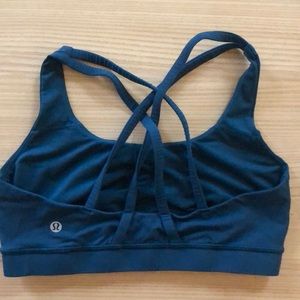 Lululemon sports bra size 8